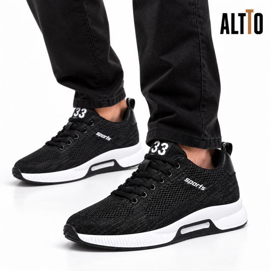 ALTTO SPORT negra puesta con jeans
